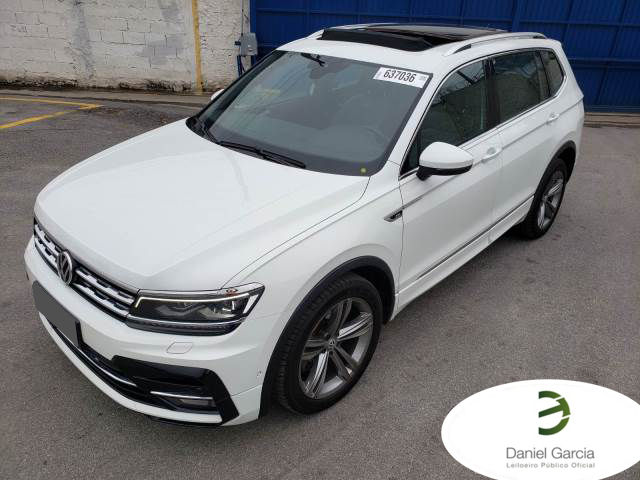VOLKSWAGEN TIGUAN 2.0 18/18