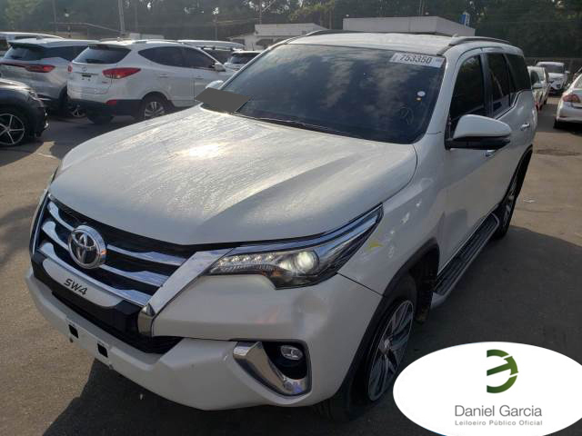 TOYOTA SW4 2.8 18/19