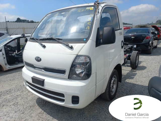 KIA BONGO 2.5 23/23