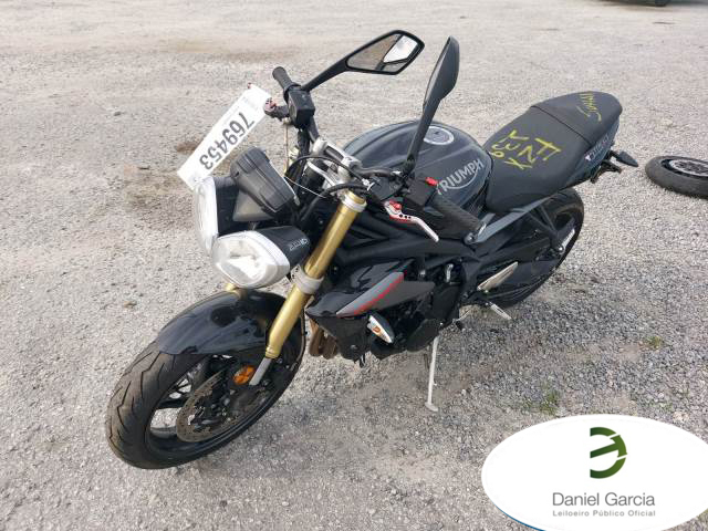 TRIUMPH STREET TRIPLE 15/15