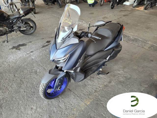 YAMAHA XMAX 250 22/23